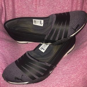 Puma slide sneakers size 11